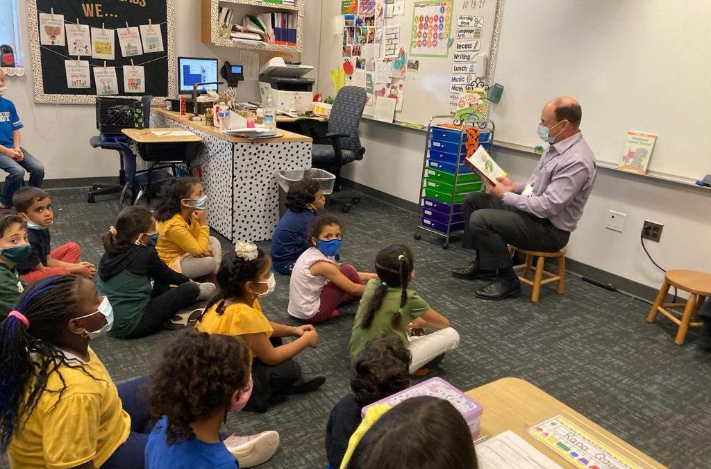 President for DPS Board Reads to Students at Geer Park Elementary Today!
